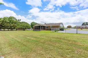 10 Terrell St, Spartanburg, SC 29301 - Photo 29