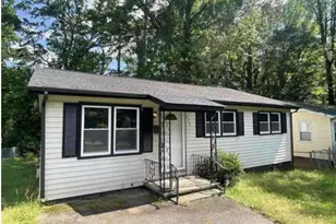 359 Woodview Ave, Spartanburg, SC 29306 - Photo 1