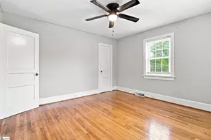 816 Chick Springs Rd, Taylors, SC 29687 - Photo 15