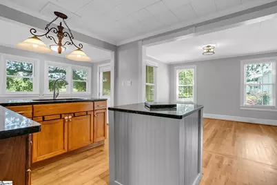 820 Chick Springs Road, Taylors, SC 29687 - Photo 9