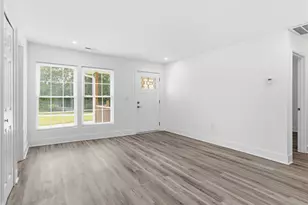101 Elmer St, Greer, SC 29651 - Photo 7