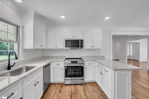 212 Galerie Dr, Easley, SC 29642 - Photo 3
