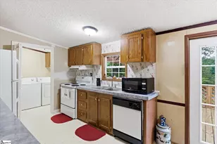 208 Brentwood Cir, Greenville, SC 29605 - Photo 11