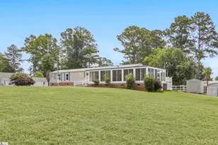 32 Hall St, Cross Hill, SC 29332 - Photo 3