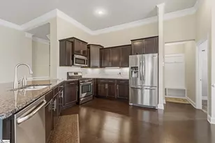 125 Daylily Ln, Easley, SC 29642 - Photo 5