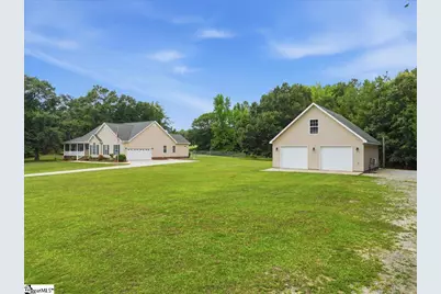1019 Bannister Road, Starr, SC 29684 - Photo 3
