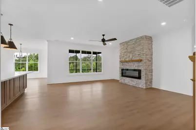 19 Burns Road, Travelers Rest, SC 29690 - Photo 5