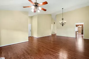 11 Cherry Cove Ln, Taylors, SC 29650 - Photo 5
