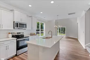 209 Spartina Ct, Spartanburg, SC 29307 - Photo 5