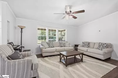 637 Ranch Road, Laurens, SC 29360 - Photo 5