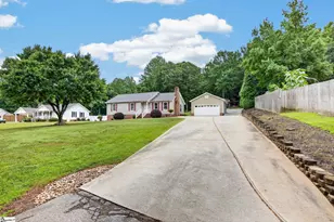 3572 Brown Rd, Greer, SC 29651 - Photo 5