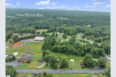 10774 Highway 11, Campobello, SC 29322 - Photo 31
