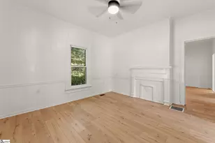 305 Glazner St, Easley, SC 29640 - Photo 5