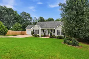 258 Hallmark Cir, Easley, SC 29640 - Photo 3