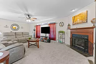 205 Diwa Dr, Easley, SC 29640 - Photo 9