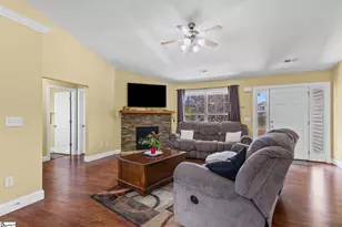 8 Gladwin Ct, Greer, SC 29651 - Photo 5