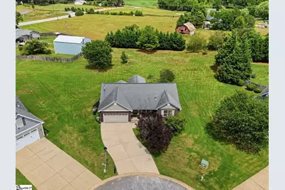 8 Gladwin Court, Greer, SC 29651 - Photo 3