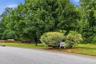8 Gladwin Ct, Greer, SC 29651 - Photo 37