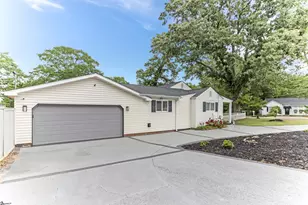 201 S Pliney Cir, Simpsonville, SC 29681 - Photo 3