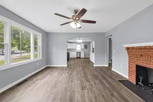 714 Holmes St, Gaffney, SC 29341 - Photo 9