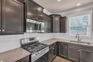 210 Redmont Ct, Simpsonville, SC 29680 - Photo 7