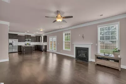 210 Redmont Court, Simpsonville, SC 29680 - Photo 5