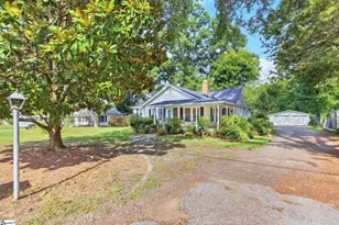 206 Harvey Rd, Greer, SC 29651 - Photo 3