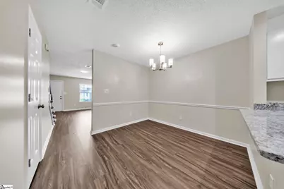 404 W Townes Court, Spartanburg, SC 29301 - Photo 9
