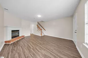 404 W Townes Ct, Spartanburg, SC 29301 - Photo 3