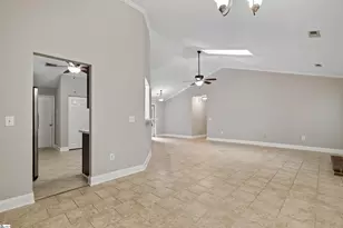207 Baldwin Pines Ct, Simpsonville, SC 29680 - Photo 5