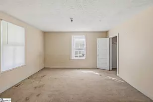 310 Hawkins St, Wellford, SC 29385 - Photo 11