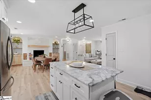 206 Rosemary Ln, Greenville, SC 29615 - Photo 7