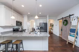 307 Barnhill Ct, Greenville, SC 29617 - Photo 7