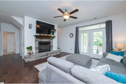307 Barnhill Court, Greenville, SC 29617 - Photo 9