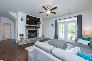 307 Barnhill Ct, Greenville, SC 29617 - Photo 9