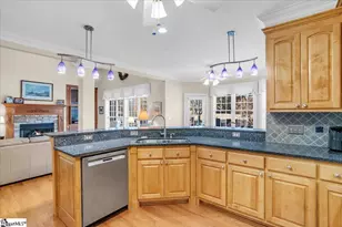 644 Driftwood Dr, Greer, SC 29651 - Photo 9