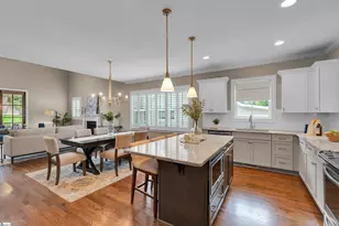 218 Cammer Ave, Greenville, SC 29605 - Photo 9