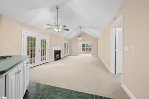 1016 Bradford Pl, Greenville, SC 29615 - Photo 7