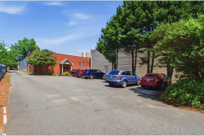 302 W Washington Street, Greenville, SC 29601 - Photo 7