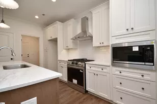101 E C Ave, Easley, SC 29640 - Photo 11