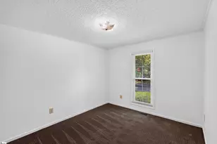 8 Wedgewater Ct, Greenville, SC 29609 - Photo 25