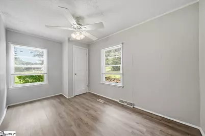 412 Hood Road, Greenville, SC 29611 - Photo 15