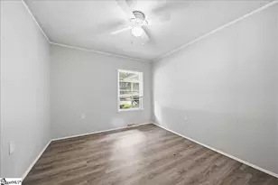 412 Hood Rd, Greenville, SC 29611 - Photo 17