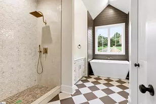 548 Verdae Dr, Spartanburg, SC 29301 - Photo 15