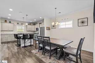 633 Grantleigh Dr, Duncan, SC 29334 - Photo 5