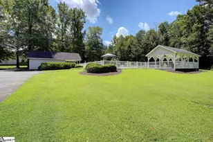 209 Montague Dr, Easley, SC 29640 - Photo 47