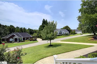 209 Montague Drive, Easley, SC 29640 - Photo 5