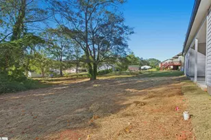 201 Tubbs Mountain Rd, Travelers Rest, SC 29690 - Photo 29