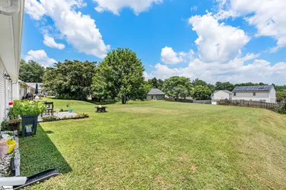 413 Bentridge Drive, Spartanburg, SC 29301 - Photo 23