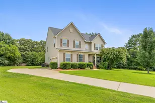 205 Lily Ct, Easley, SC 29642 - Photo 3